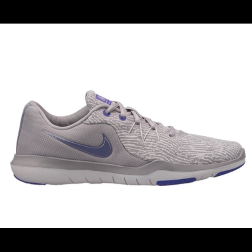 Nike Flex Supreme TR 6 Cross Training Sneakers
